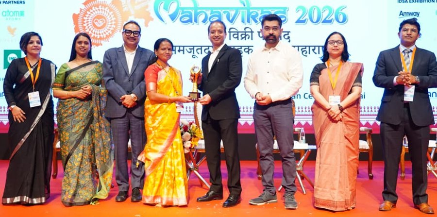 काळजच्या साधना घाडगे यांना राज्यस्तरीय ‘आद्या’ पुरस्कार प्रदान