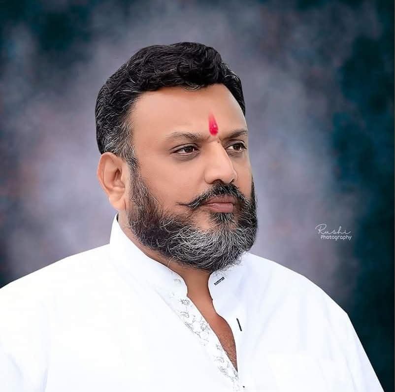 अविश्वासाच्या राजकारणाला कंटाळून’ शिवरुपराजे खर्डेकर यांचा तालुकाध्यक्षपदाचा राजीनामापंचायत समिती सभापती निवडीतील घडामोडींनंतर राष्ट्रवादीत खळबळ