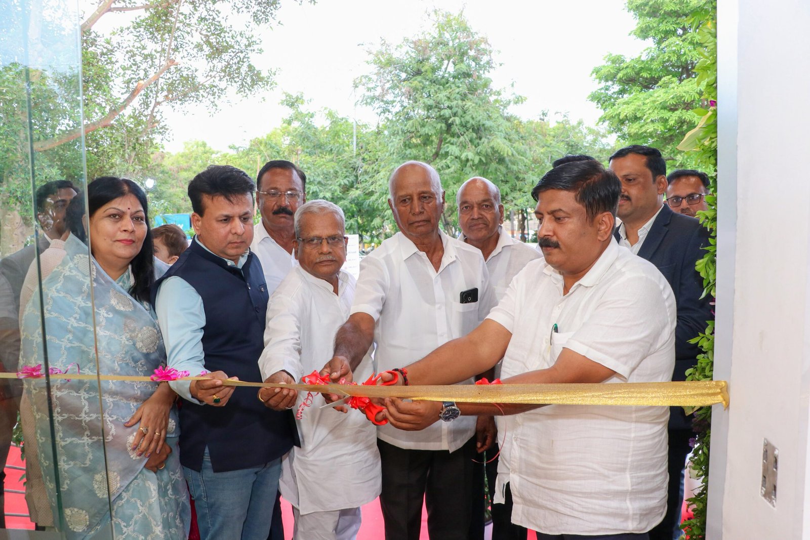 विश्वास हीच आमची खरी ताकद; प्रत्येक कुटुंबाच्या आर्थिक प्रगतीचा विश्वासू भागीदार बनणार – सचिन यादव गॅलेक्सी मल्टिस्टेटची बारामतीत आठवी शाखा सुरू; अवघ्या वर्षभरात शहरात दुसऱ्या शाखेचा शुभारंभ!