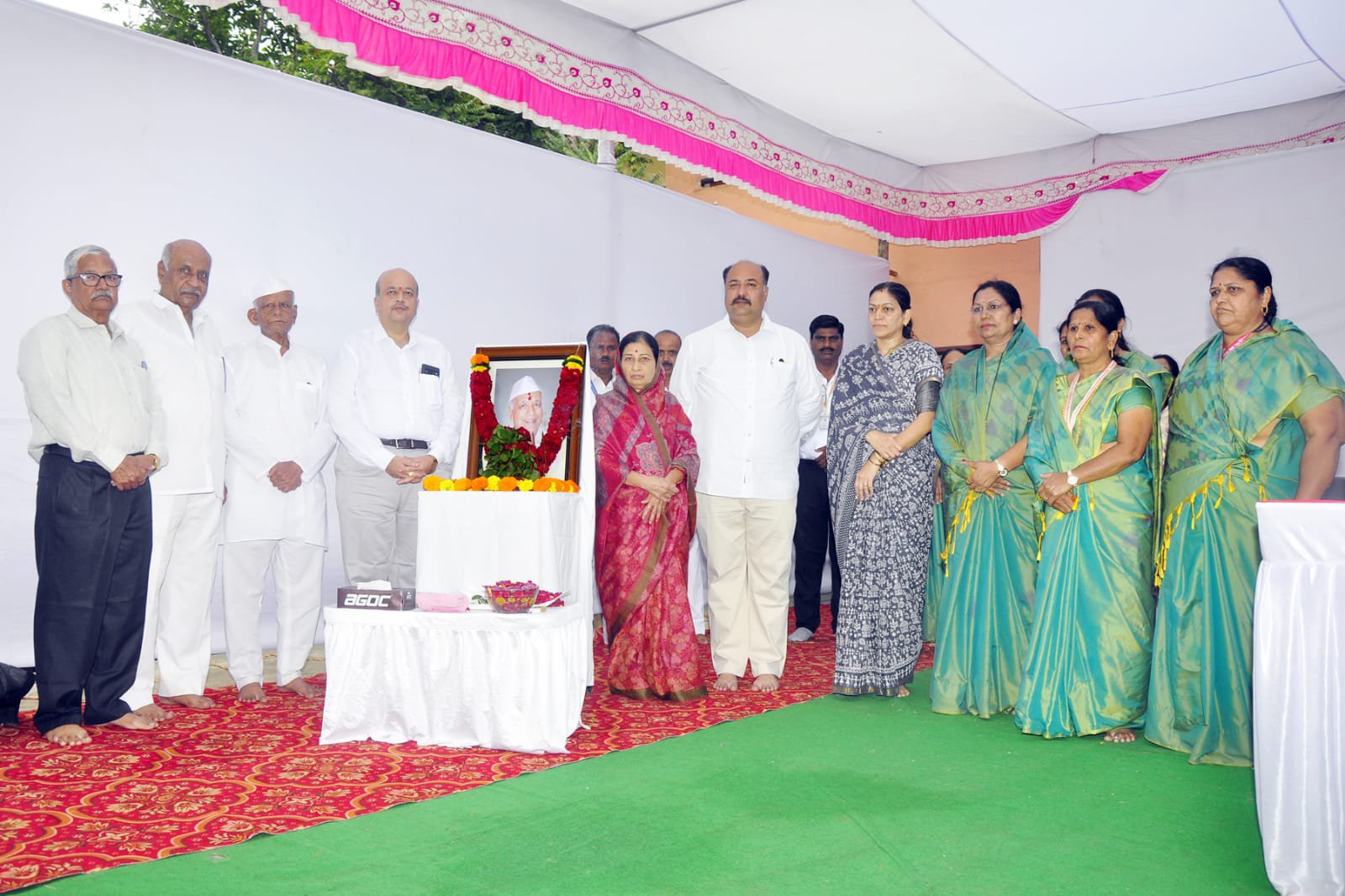 कै. सुभाषराव सूर्यवंशी (बेडके) यांच्या स्मृतिदिनी गुणवंतांचा गौरव
